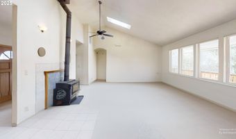 96170 CAPE FERRELO Rd, Brookings, OR 97415
