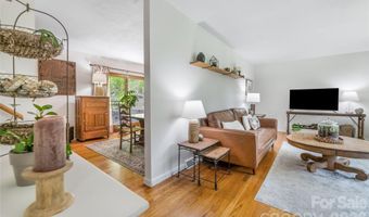 13 Rolling View Dr, Asheville, NC 28805