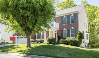 10834 HILLBROOKE Ln, Potomac, MD 20854