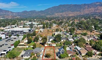 343 W Woodbury Rd, Altadena, CA 91001