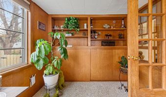 302 W Douglas St, Arlington, MN 55307