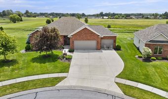 2111 Bunker Ct, Auburn, IN 46706