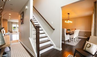132 Boxelder Ln, Amherst, NY 14228