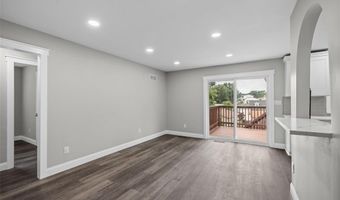 628 Hickory Knoll Ct, Ballwin, MO 63021