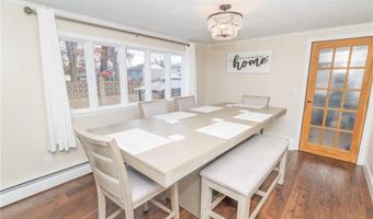 2 Ash Ln, North Providence, RI 02911