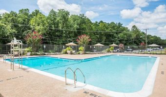 4500 S FOUR MILE RUN Dr 220, Arlington, VA 22204