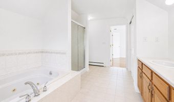 226 Tower Hill Rd, Cumberland, RI 02864