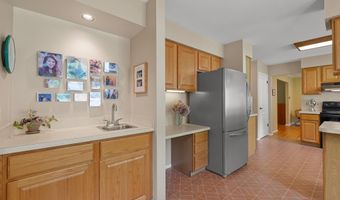 3204 Farmbrook Ct, Ann Arbor, MI 48108
