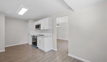 412 Sorrento Dr, Ballwin, MO 63021