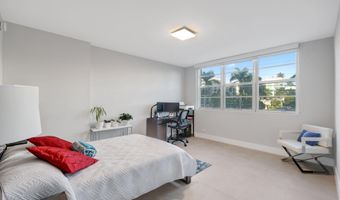 10180 W Bay Harbor Dr 2c, Bay Harbor Islands, FL 33154