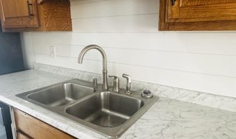 1028 Lakeview Ln, Arab, AL 35016