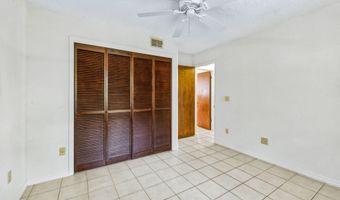 1875 LIVE OAK Ln, Atlantic Beach, FL 32233