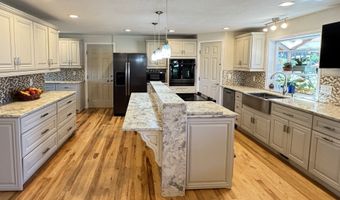 24211 S SCHUEBEL SCHOOL Rd, Beavercreek, OR 97004