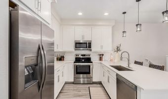 4100 S PINELAKE Way 124, Chandler, AZ 85249