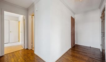 7420 WESTLAKE Ter 304, Bethesda, MD 20817