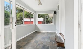 9550 Southlawn Dr, Baton Rouge, LA 70810