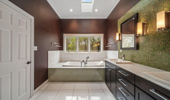 804 E Wilson Ave, Beverly Shores, IN 46301