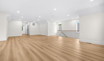 1905 N TAYLOR St, Arlington, VA 22207