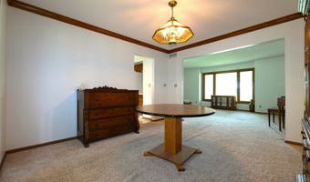 2003 Polk Dr, Ames, IA 50010
