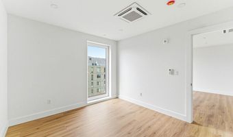 1035 Commonwealth Ave 607, Boston, MA 02215