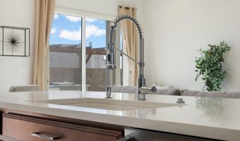 1011 C De Baca Ln, Bernalillo, NM 87004