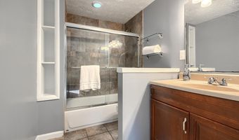 11223 WESTPORT Dr, Bowie, MD 20720