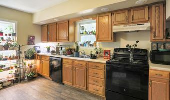 211 N Lincoln St, Aberdeen, SD 57401