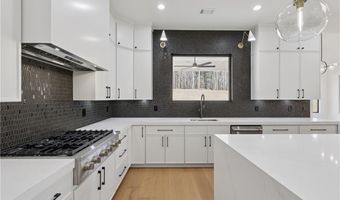 93 Rocky Ridge Way, Auburn, GA 30011