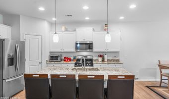 36 Pacolet Ln, Beaufort, SC 29906