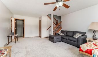 404 N Yellowstone Dr, Brandon, SD 57005