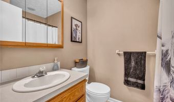 4829 Laubert Rd, Atwater, OH 44201