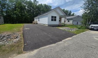 17 Streamside Dr, Auburn, ME 04210