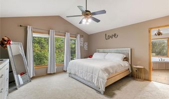 13845 Essex Trl, Apple Valley, MN 55124