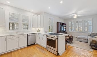 2306 Club Rd, Charlotte, NC 28205