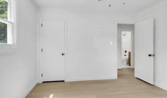 2318 S McDuffie St, Anderson, SC 29624