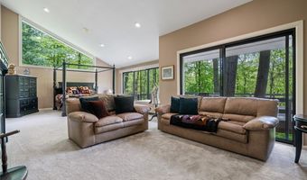 540 Bent Creek Oval, Aurora, OH 44202