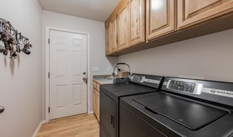 222 E REMINGTON Rd, Athol, ID 83801