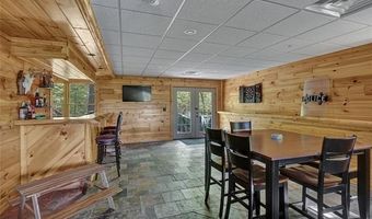 5257 Brookshire Dr, Almont, MI 48003