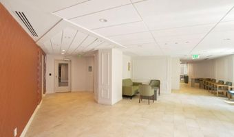 3 WASHINGTON Cir NW G2, Washington, DC 20037