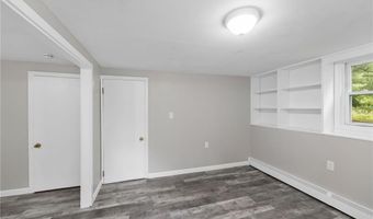 34 Winsor Ave, Johnston, RI 02919