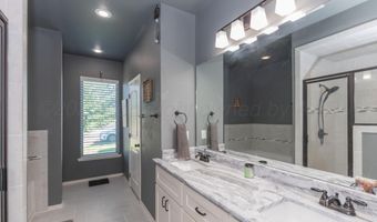 7703 CRESTLINE Dr, Amarillo, TX 79119