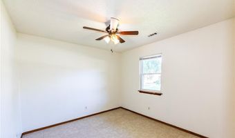 1000 Tater Black Rd, Bentonville, AR 72712