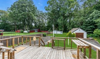 833 Lincoln St, Middletown, NJ 07748