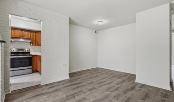 8604 VILLAGE Way 04/8604F, Alexandria, VA 22309