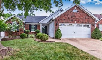1201 Oak Borough Dr, Ballwin, MO 63021