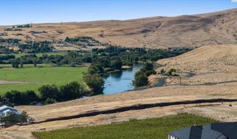 16132 E Love Ln, Benton City, WA 99320