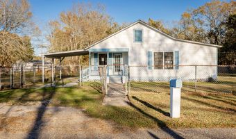 4418 Richard St, Moss Point, MS 39563