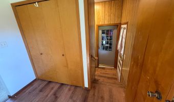 412 H St, Aurora, NE 68818