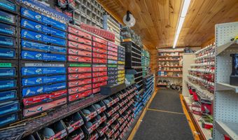 44 Main St, Albion, ME 04910