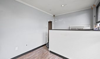 1058 HAUSMAN Rd, Allentown, PA 18104